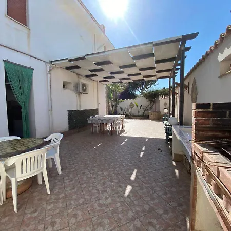 200m From The Sea - Large Private Patio With Bbq
